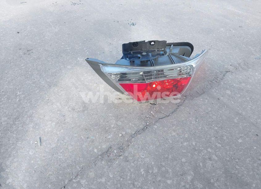 Photo 12 of 2011 Honda Accord 3.5 EX-L (VIN 1HGCP3F81BA024538)