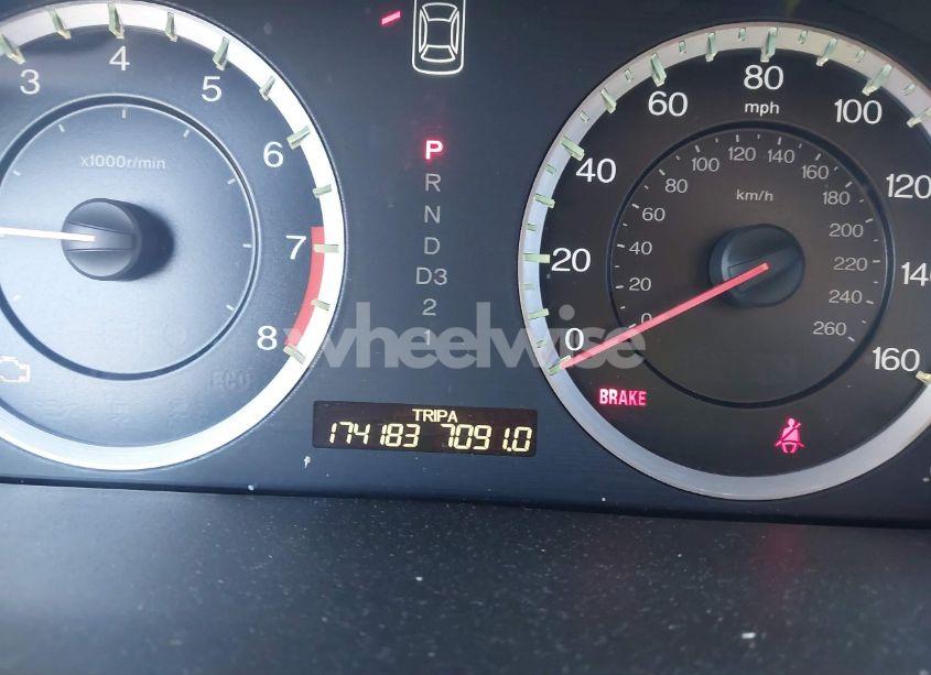 Photo 16 of 2011 Honda Accord 3.5 EX-L (VIN 1HGCP3F81BA024538)