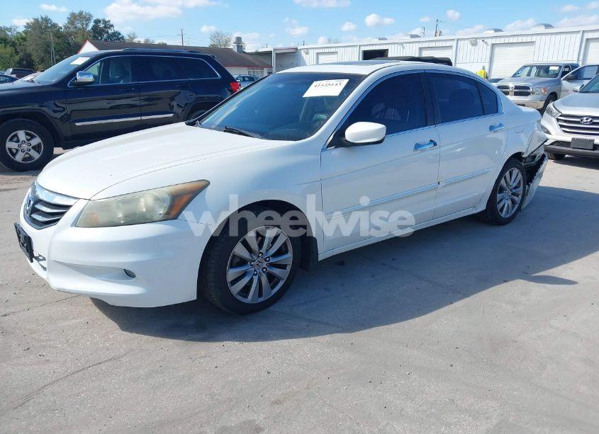 Photo 2 of 2011 Honda Accord 3.5 EX-L (VIN 1HGCP3F81BA024538)