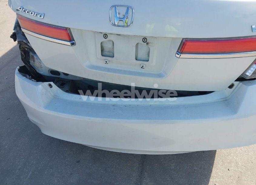 Photo 6 of 2011 Honda Accord 3.5 EX-L (VIN 1HGCP3F81BA024538)