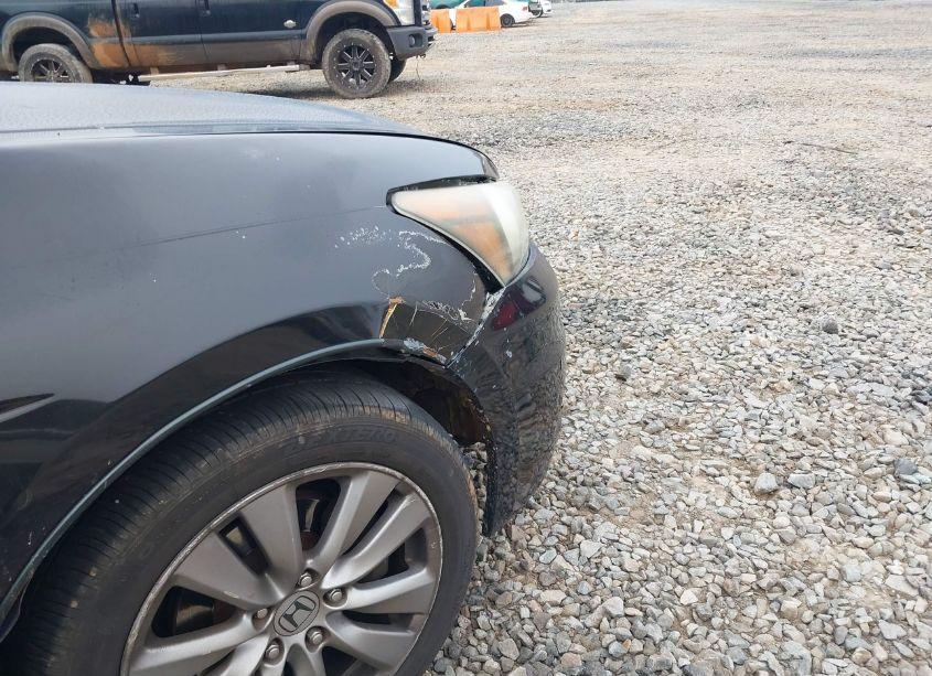 Photo 17 of 2011 Honda Accord 3.5 EX-L (VIN 1HGCP3F81BA030887)