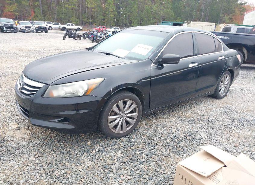 Photo 2 of 2011 Honda Accord 3.5 EX-L (VIN 1HGCP3F81BA030887)
