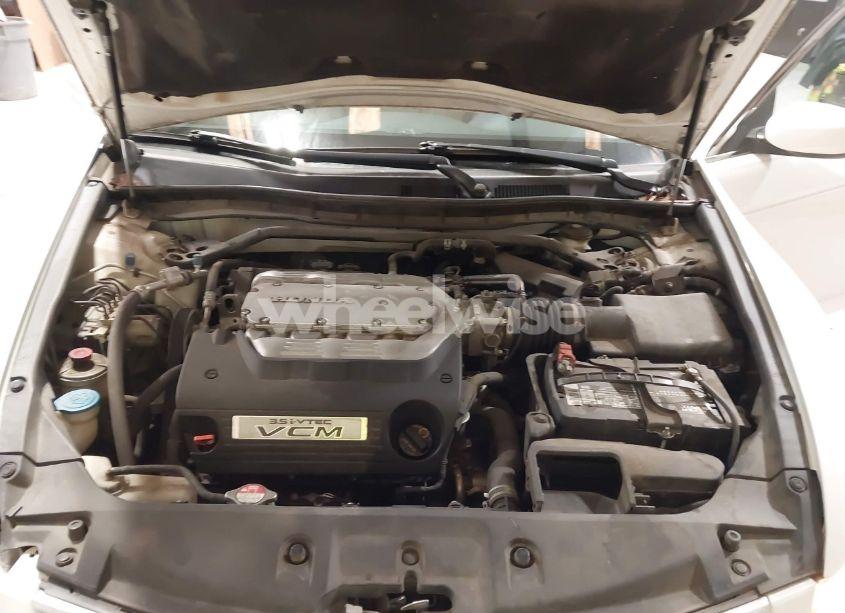 Photo 10 of 2012 Honda Accord 3.5 EX-L (VIN 1HGCP3F81CA000015)