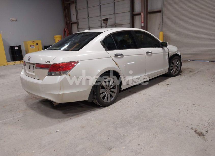Photo 4 of 2012 Honda Accord 3.5 EX-L (VIN 1HGCP3F81CA000015)