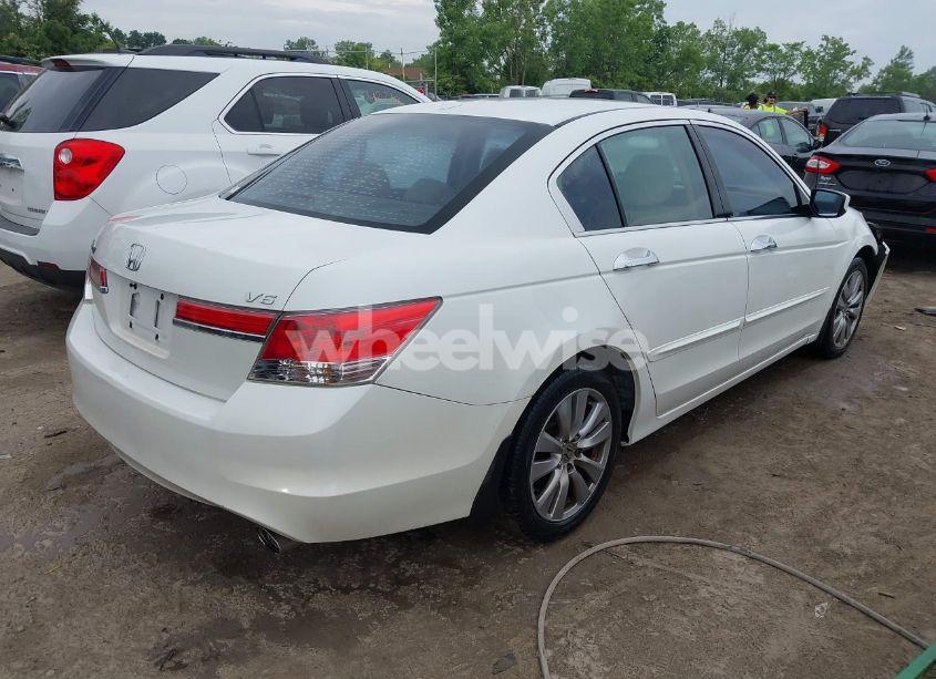 Photo 4 of 2012 Honda Accord 3.5 EX-L (VIN 1HGCP3F81CA013508)