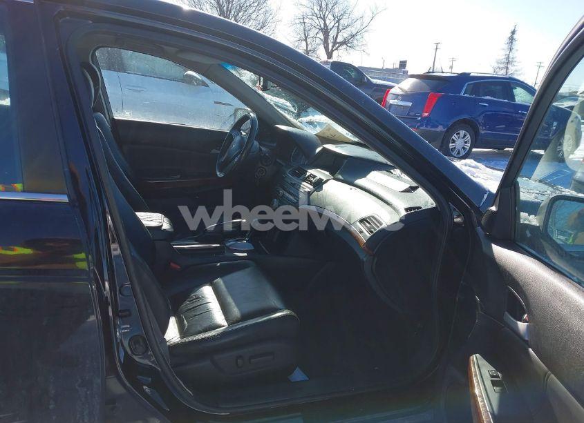 Photo 5 of 2012 Honda Accord 3.5 EX-L (VIN 1HGCP3F81CA015856)