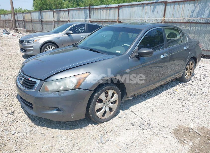 Photo 2 of 2010 Honda Accord 3.5 EX-L (VIN 1HGCP3F82AA014681)