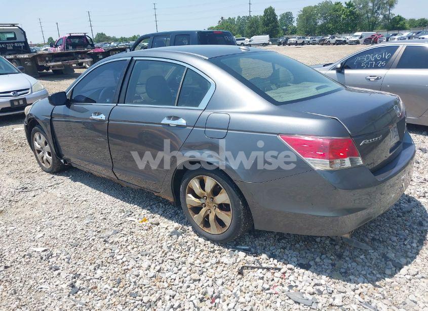 Photo 3 of 2010 Honda Accord 3.5 EX-L (VIN 1HGCP3F82AA014681)
