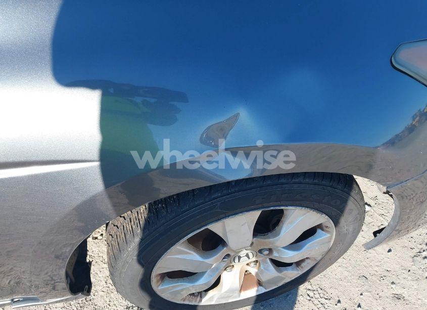 Photo 18 of 2010 Honda Accord 3.5 EX-L (VIN 1HGCP3F82AA017886)