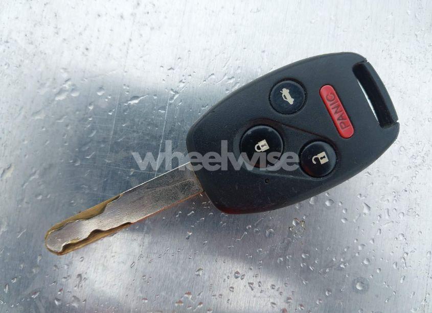 Photo 11 of 2010 Honda Accord 3.5 EX-L (VIN 1HGCP3F82AA021632)