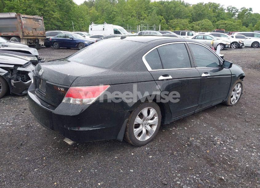 Photo 4 of 2010 Honda Accord 3.5 EX-L (VIN 1HGCP3F82AA021632)