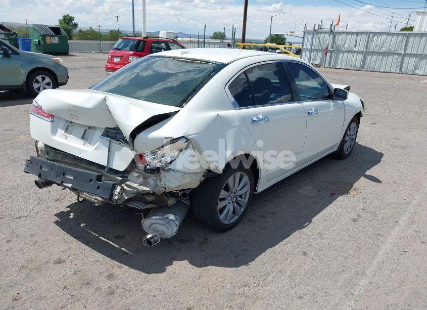 Photo 4 of 2011 Honda Accord 3.5 EX-L (VIN 1HGCP3F82BA007344)