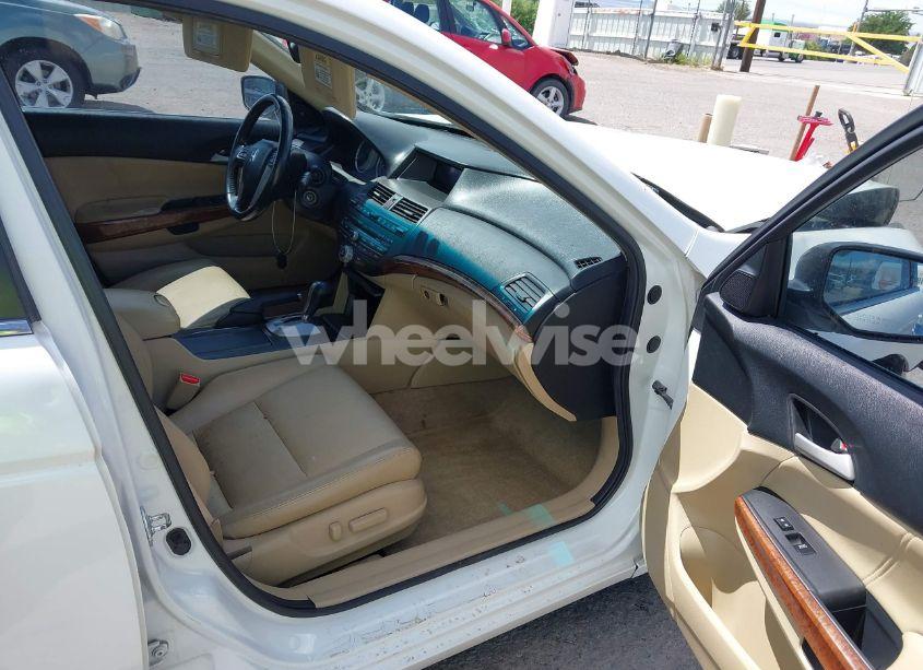 Photo 5 of 2011 Honda Accord 3.5 EX-L (VIN 1HGCP3F82BA007344)