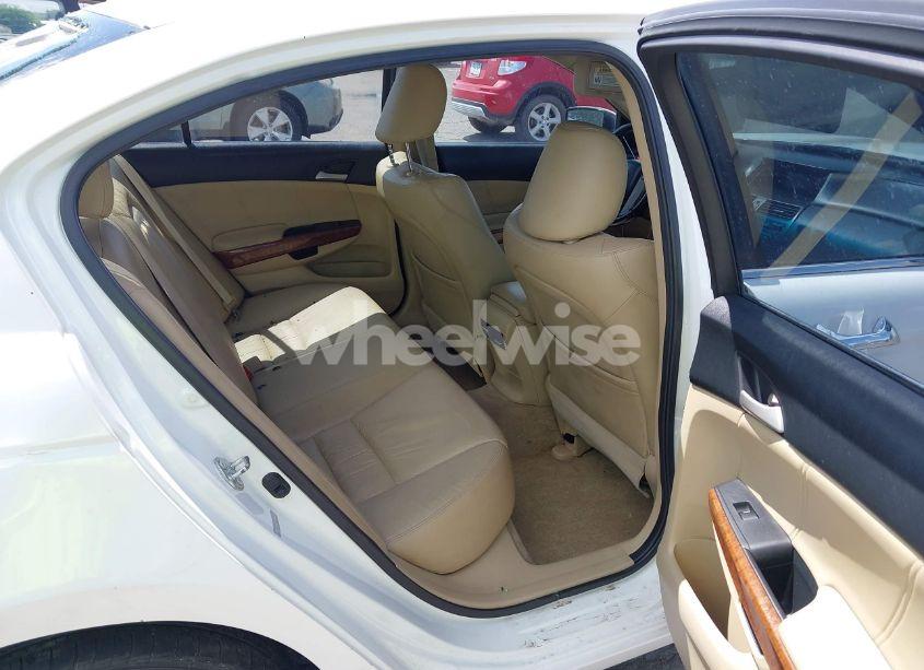 Photo 8 of 2011 Honda Accord 3.5 EX-L (VIN 1HGCP3F82BA007344)