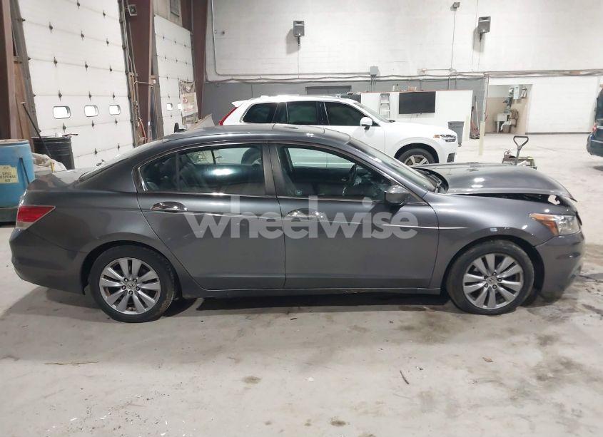 Photo 13 of 2011 Honda Accord 3.5 EX-L (VIN 1HGCP3F82BA015055)