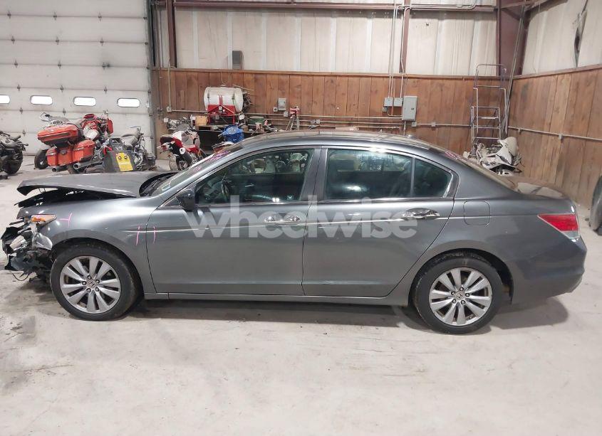 Photo 14 of 2011 Honda Accord 3.5 EX-L (VIN 1HGCP3F82BA015055)