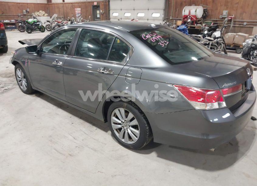 Photo 3 of 2011 Honda Accord 3.5 EX-L (VIN 1HGCP3F82BA015055)