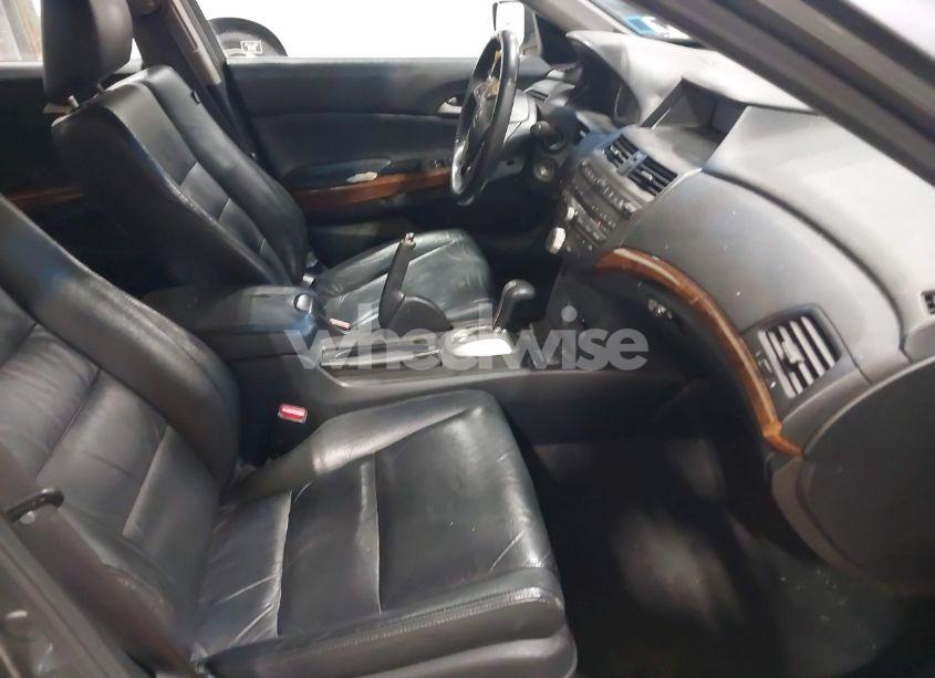 Photo 5 of 2011 Honda Accord 3.5 EX-L (VIN 1HGCP3F82BA015055)