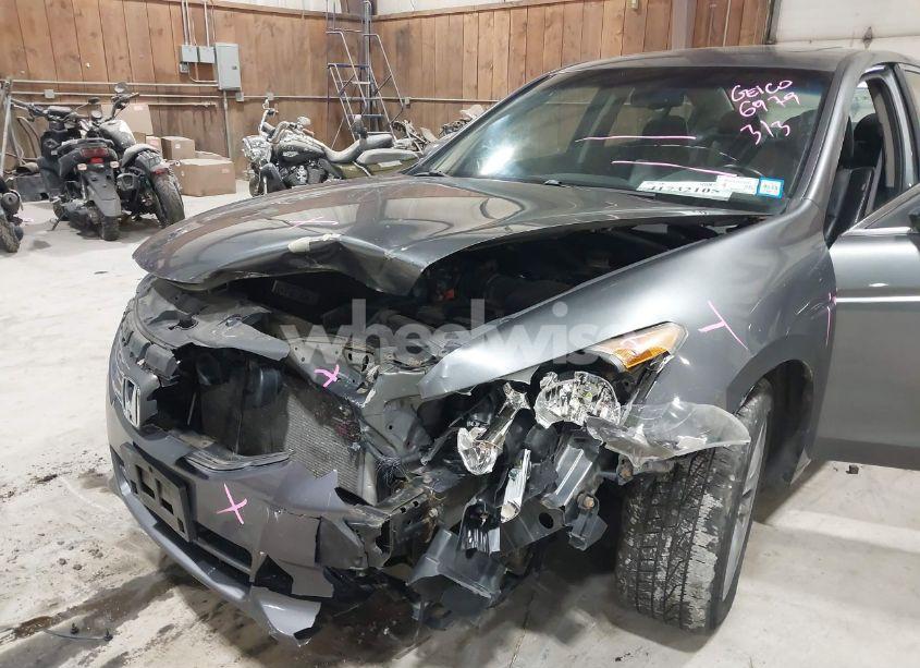 Photo 6 of 2011 Honda Accord 3.5 EX-L (VIN 1HGCP3F82BA015055)