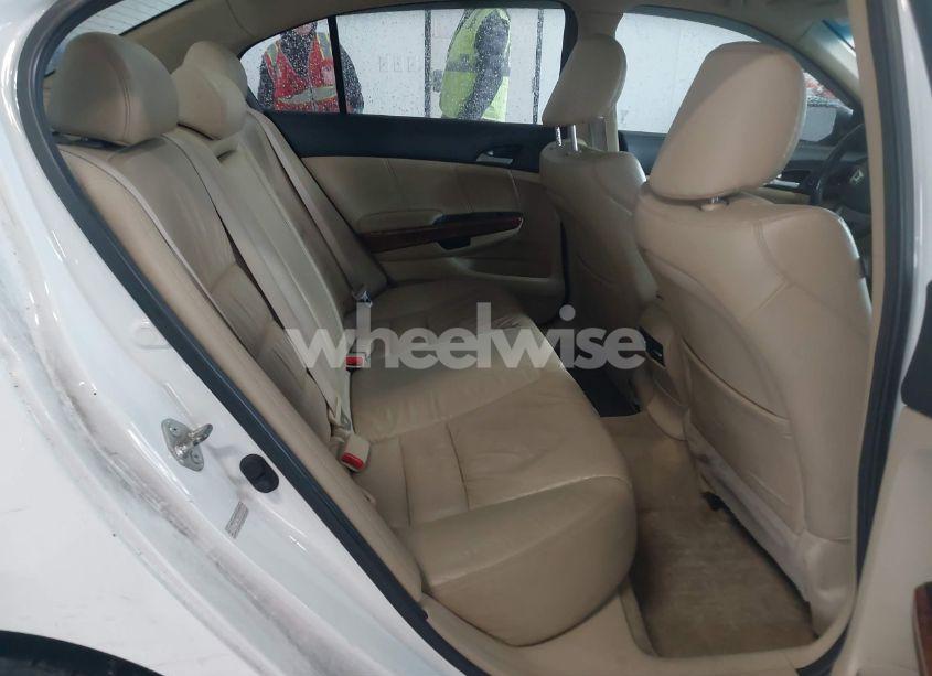 Photo 8 of 2011 Honda Accord 3.5 EX-L (VIN 1HGCP3F82BA024872)