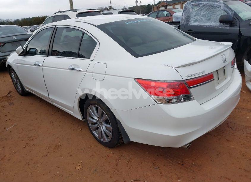 Photo 3 of 2011 Honda Accord 3.5 EX-L (VIN 1HGCP3F82BA031398)