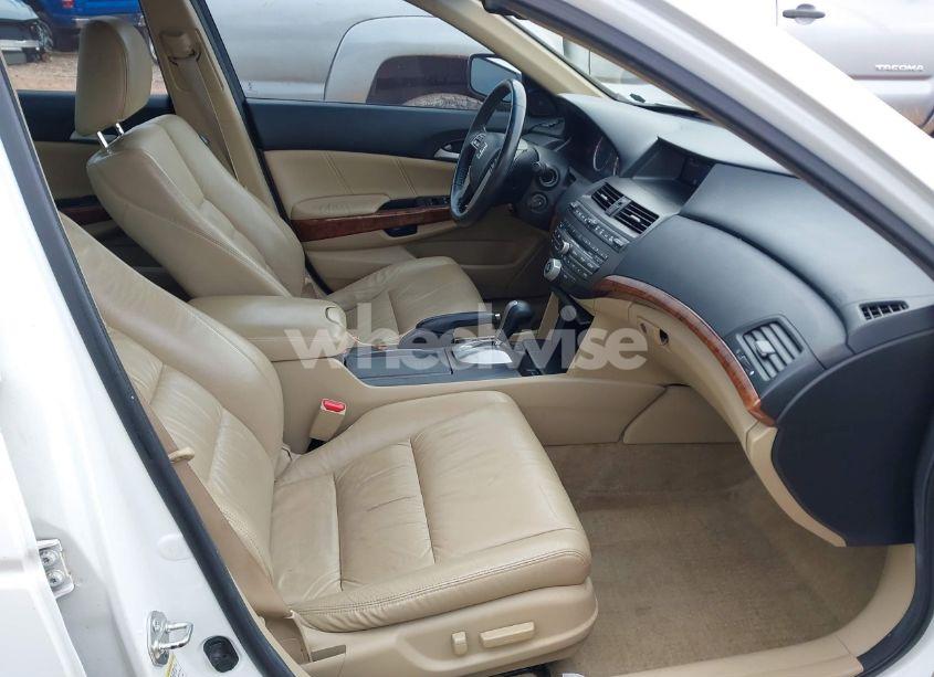 Photo 5 of 2011 Honda Accord 3.5 EX-L (VIN 1HGCP3F82BA031398)