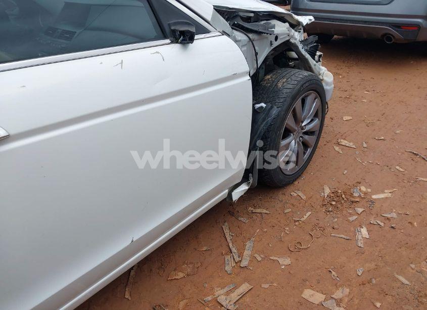 Photo 6 of 2011 Honda Accord 3.5 EX-L (VIN 1HGCP3F82BA031398)