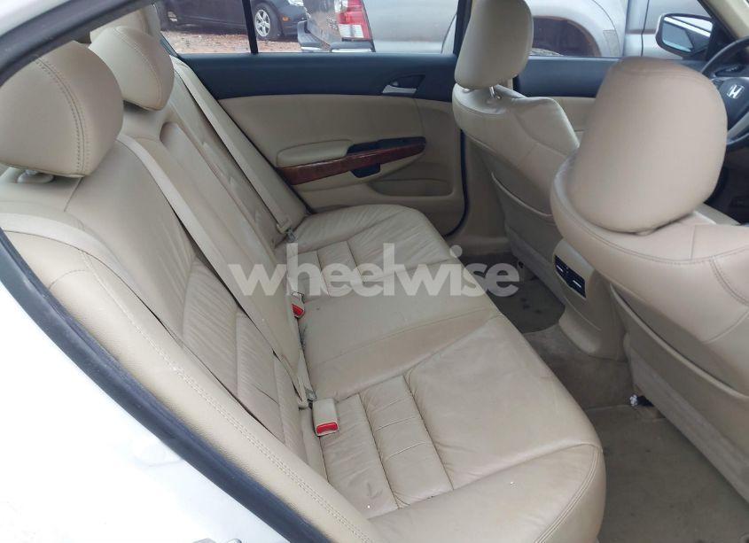 Photo 8 of 2011 Honda Accord 3.5 EX-L (VIN 1HGCP3F82BA031398)