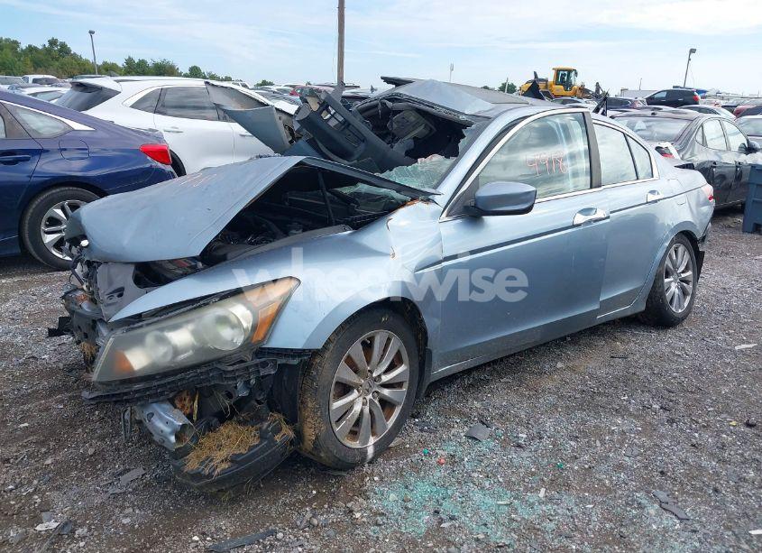 Photo 2 of 2012 Honda Accord 3.5 EX-L (VIN 1HGCP3F82CA001884)