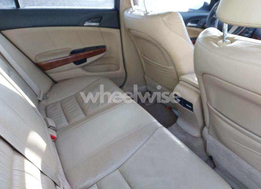 Photo 8 of 2012 Honda Accord 3.5 EX-L (VIN 1HGCP3F82CA011590)