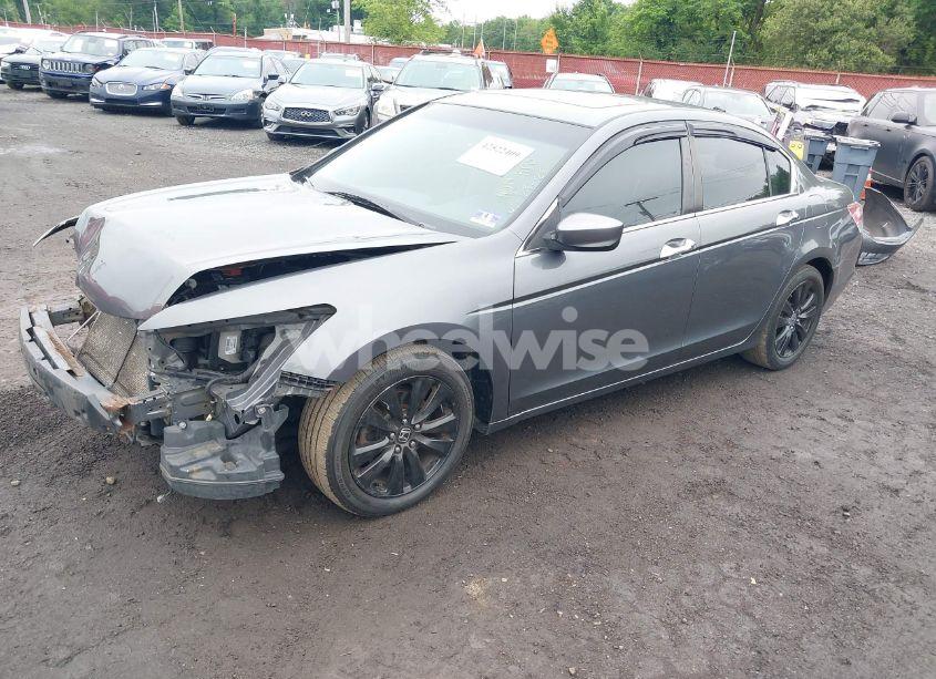 Photo 2 of 2012 Honda Accord 3.5 EX-L (VIN 1HGCP3F82CA011928)