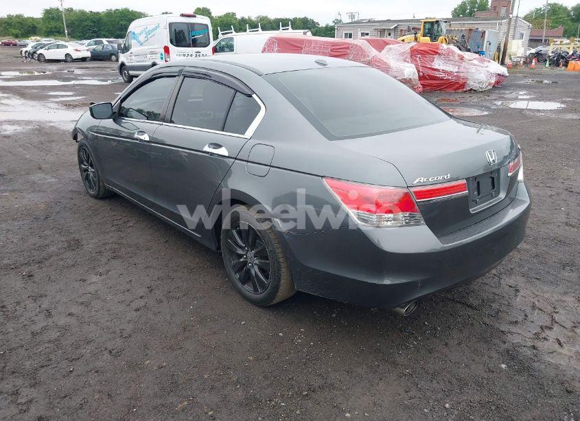 Photo 3 of 2012 Honda Accord 3.5 EX-L (VIN 1HGCP3F82CA011928)