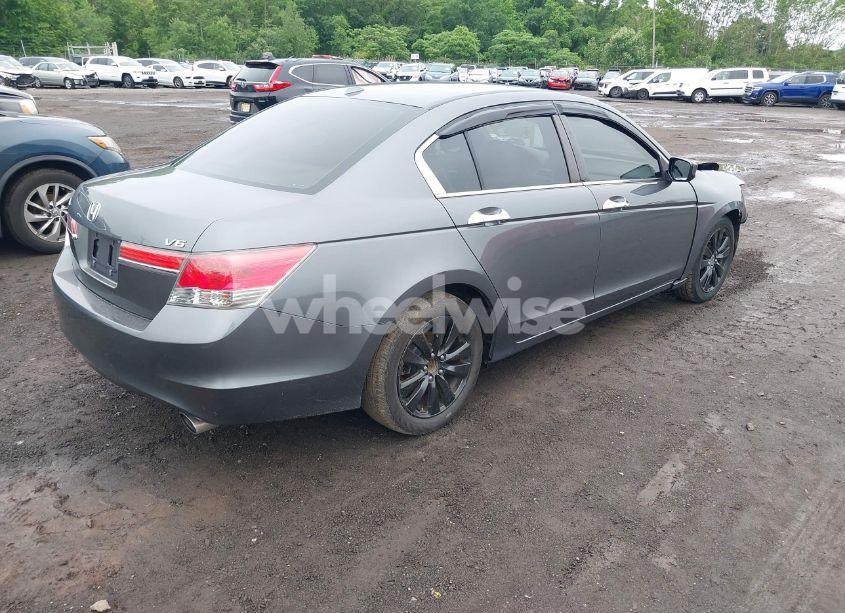 Photo 4 of 2012 Honda Accord 3.5 EX-L (VIN 1HGCP3F82CA011928)