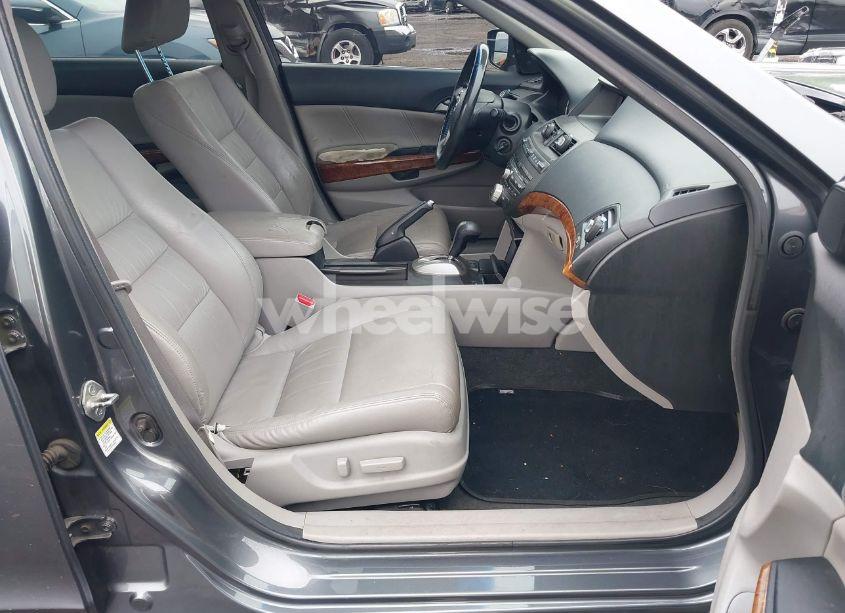 Photo 5 of 2012 Honda Accord 3.5 EX-L (VIN 1HGCP3F82CA011928)