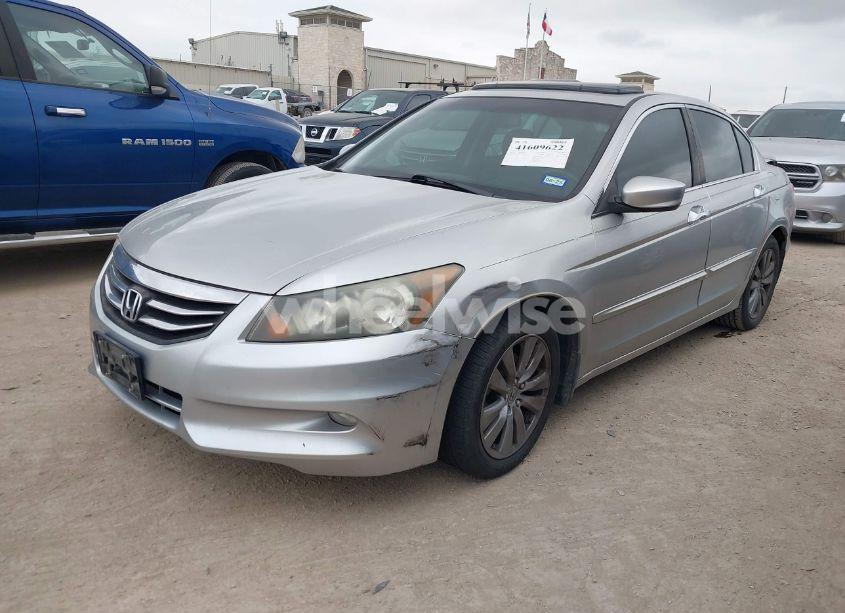 Photo 2 of 2012 Honda Accord 3.5 EX-L (VIN 1HGCP3F82CA023531)