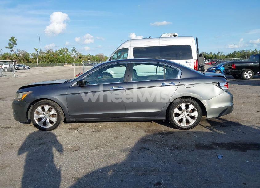 Photo 15 of 2010 Honda Accord 3.5 EX-L (VIN 1HGCP3F83AA003379)