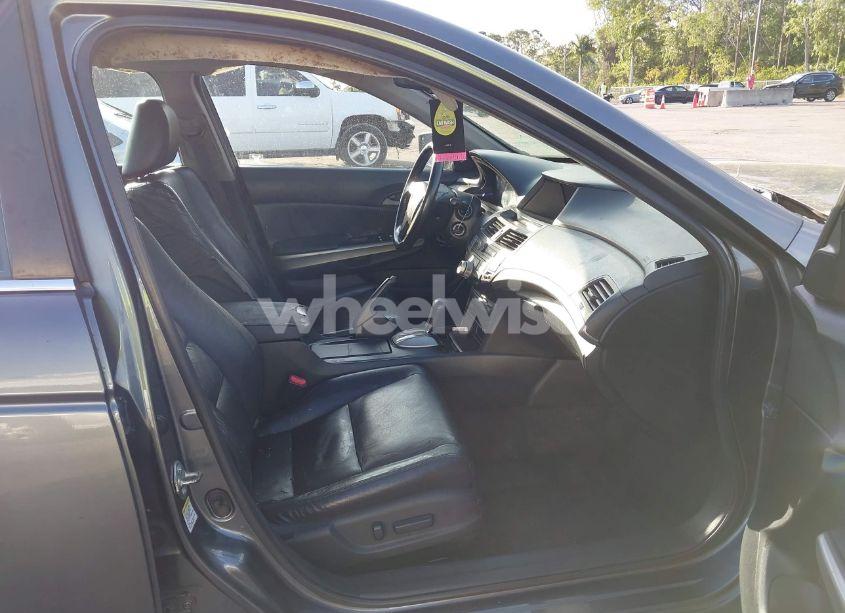 Photo 5 of 2010 Honda Accord 3.5 EX-L (VIN 1HGCP3F83AA003379)