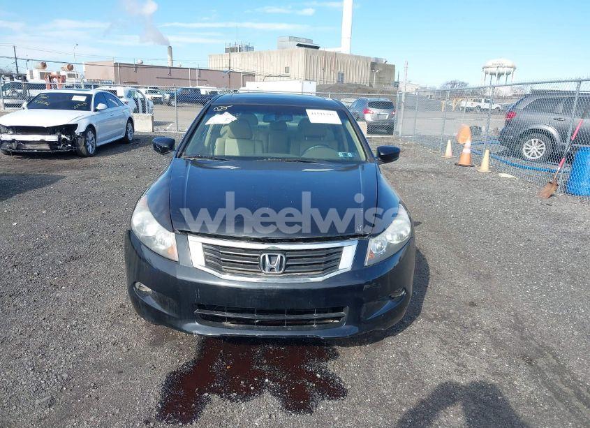 Photo 6 of 2010 Honda Accord 3.5 EX-L (VIN 1HGCP3F83AA003995)