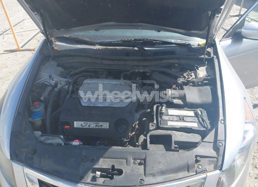 Photo 10 of 2010 Honda Accord 3.5 EX-L (VIN 1HGCP3F83AA010770)