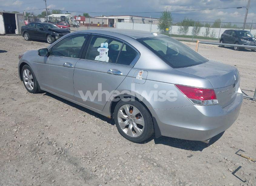 Photo 3 of 2010 Honda Accord 3.5 EX-L (VIN 1HGCP3F83AA010770)