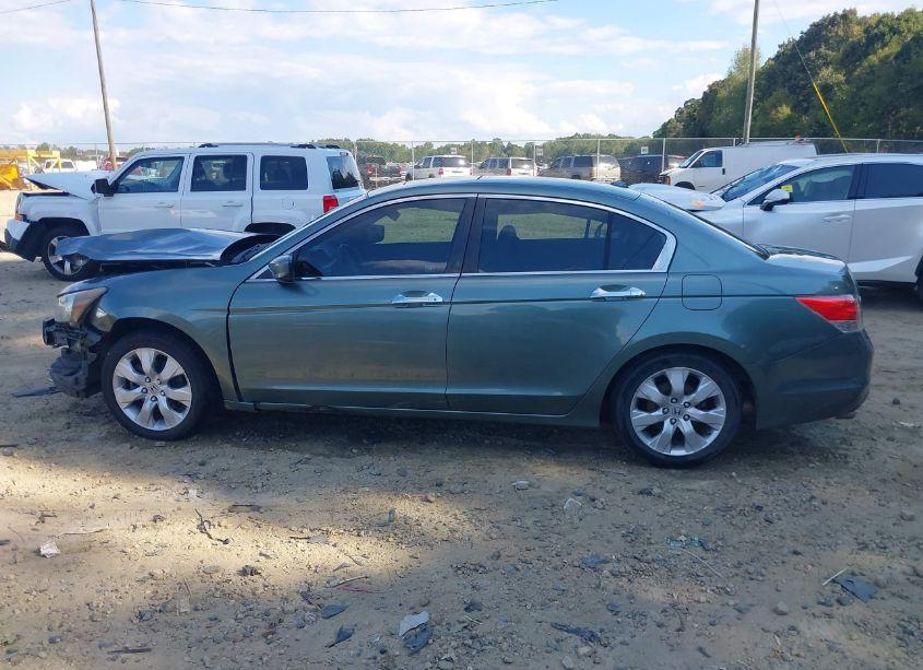 Photo 13 of 2010 Honda Accord 3.5 EX-L (VIN 1HGCP3F83AA028332)