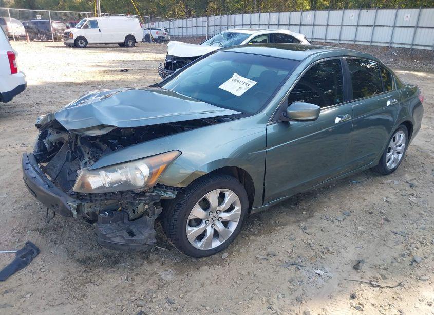 Photo 2 of 2010 Honda Accord 3.5 EX-L (VIN 1HGCP3F83AA028332)