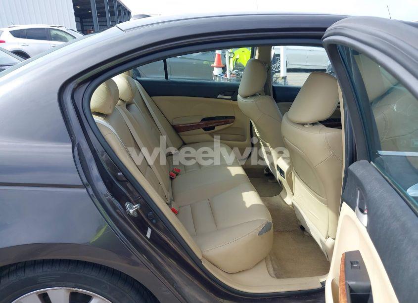 Photo 8 of 2011 Honda Accord 3.5 EX-L (VIN 1HGCP3F83BA023343)