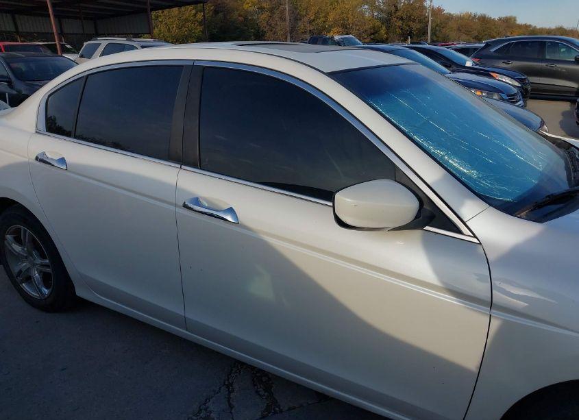 Photo 13 of 2010 Honda Accord 3.5 EX-L (VIN 1HGCP3F84AA007411)