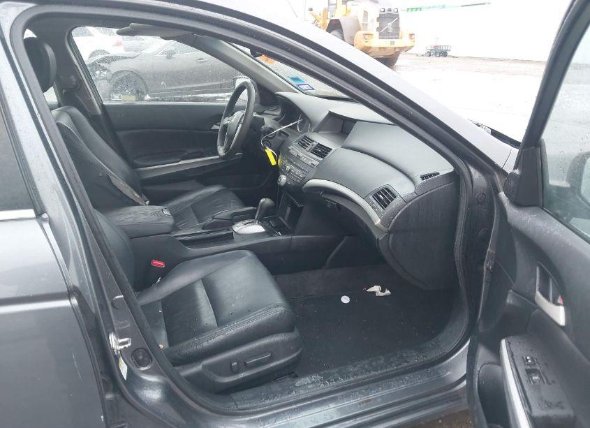 Photo 5 of 2010 Honda Accord 3.5 EX-L (VIN 1HGCP3F84AA012429)