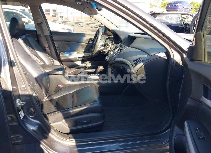 Photo 5 of 2010 Honda Accord 3.5 EX-L (VIN 1HGCP3F84AA015430)