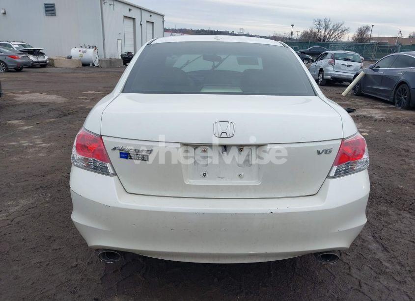 Photo 16 of 2010 Honda Accord 3.5 EX-L (VIN 1HGCP3F84AA028856)