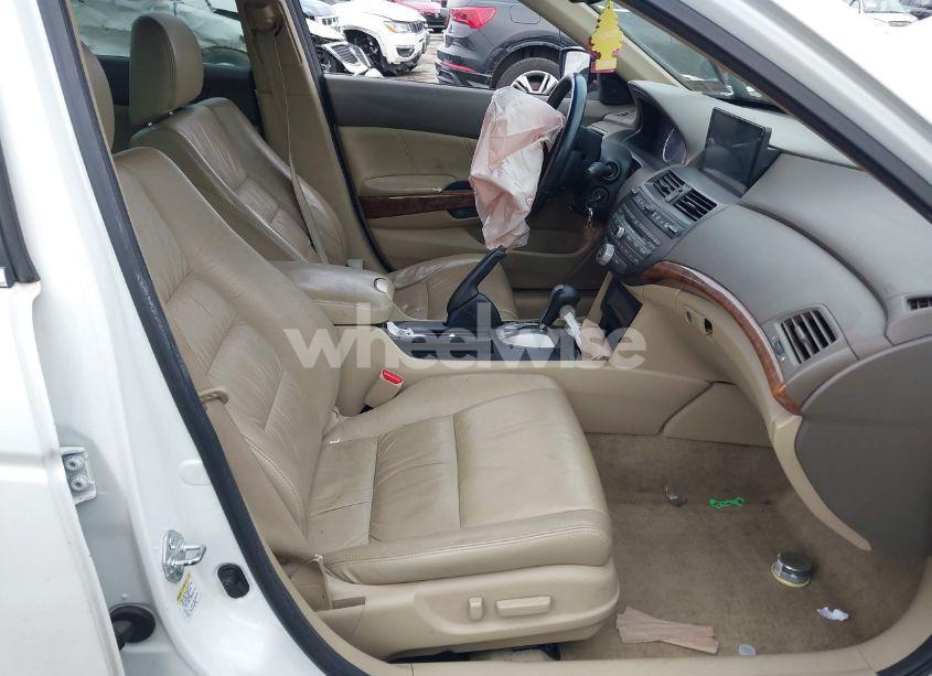 Photo 5 of 2010 Honda Accord 3.5 EX-L (VIN 1HGCP3F84AA028856)