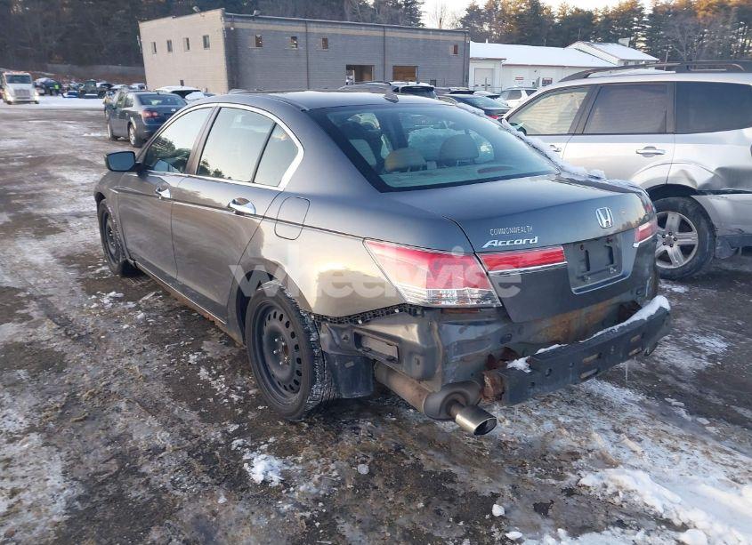 Photo 3 of 2011 Honda Accord 3.5 EX-L (VIN 1HGCP3F84BA001819)