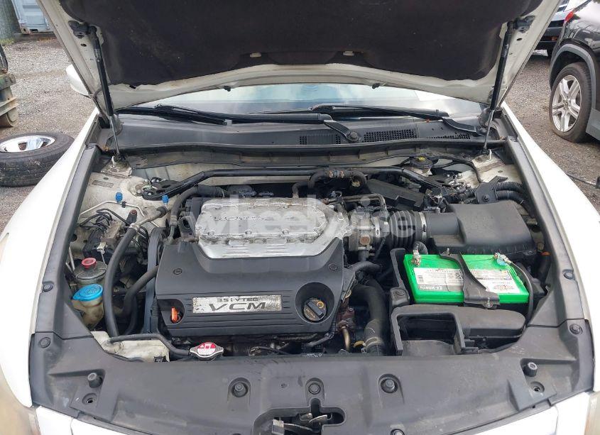 Photo 10 of 2011 Honda Accord 3.5 EX-L (VIN 1HGCP3F84BA003120)